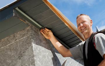 soffit installation Caehopkin